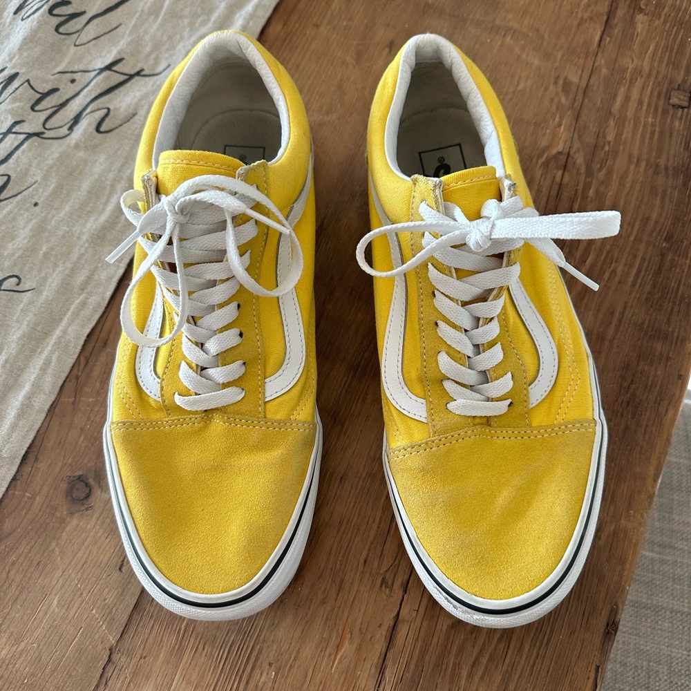 Men’s Old Skool Vans - yellow